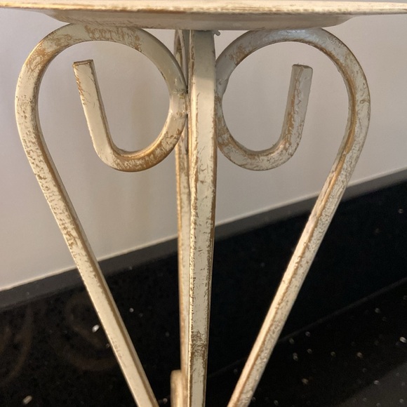 SET/2 Shabby White Distressed Metal Candle Pillars Pedestals Risers Farmhouse - Picture 8 of 14
